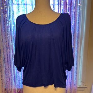 Daydreamer Brand XS size Lightweight Flowing Women's Blue Top!